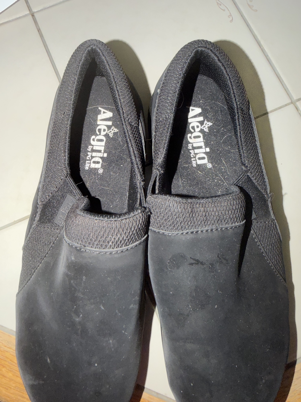 Alegria Black Men’s Slip-On Loafers